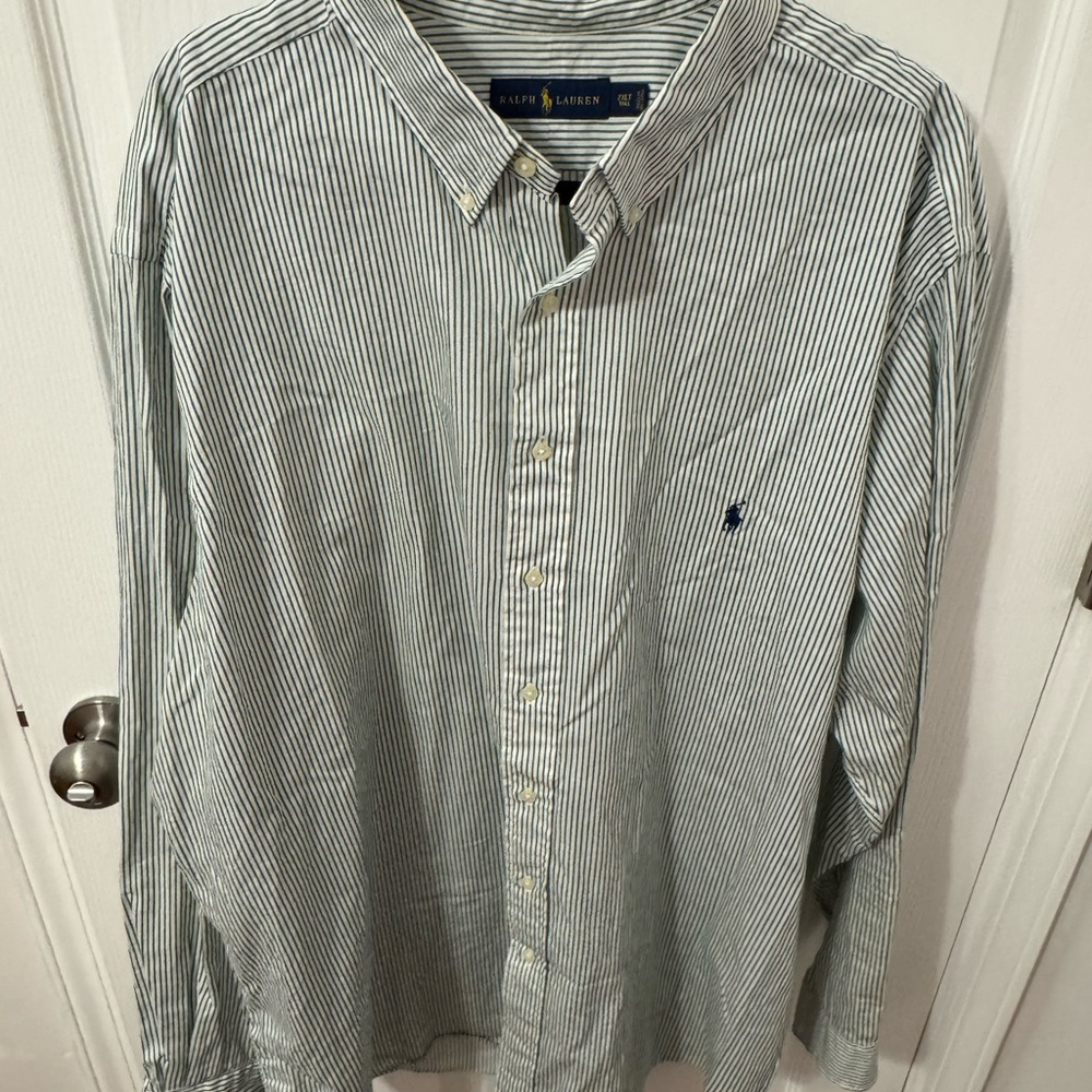 Ralph Lauren Men's Shirt in Green and White Stripes